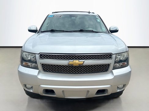 Used 2013 Chevrolet Avalanche LT w/ All-Star Edition image 2