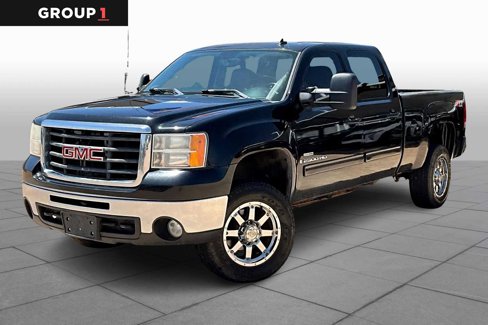 Used 2007 GMC Sierra 2500 SLT w/ Z71 Off-Road Package image 1