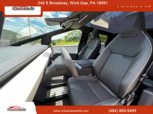 Used 2024 Tesla Cybertruck AWD Crew Cab image 12