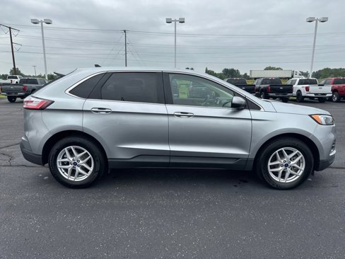 Used 2022 Ford Edge SEL image 6
