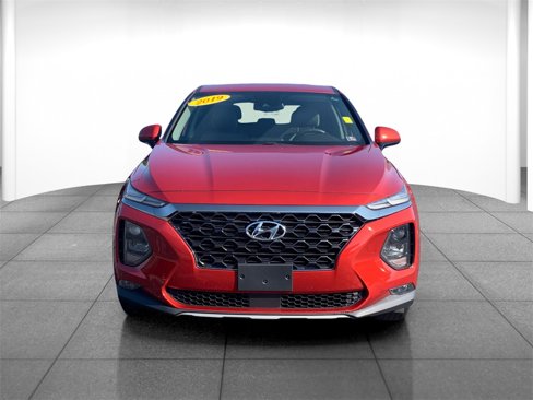 Used 2019 Hyundai Santa Fe SEL image 2