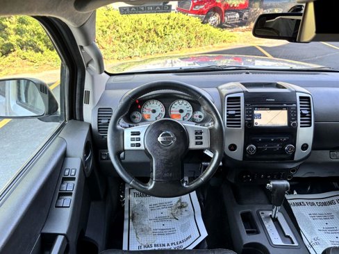 Used 2015 Nissan Xterra PRO-4X w/ Pro-4x Leather Package image 21