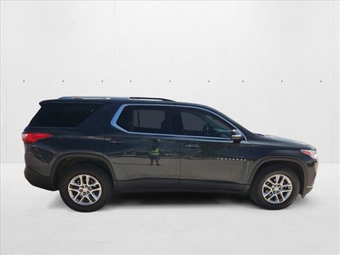 Used 2018 Chevrolet Traverse LT image 4