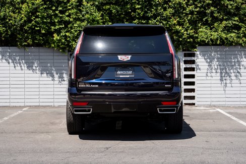 Used 2022 Cadillac Escalade ESV Premium Luxury image 28
