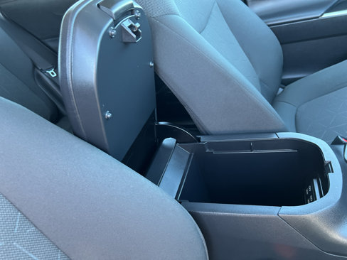 Used 2024 Toyota RAV4 XLE image 28