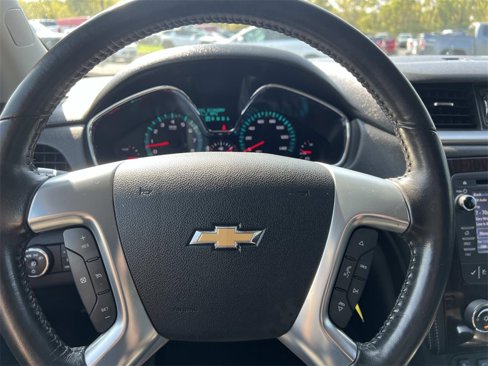 Certified 2015 Chevrolet Traverse LT w/ Style and Technology Package image 18