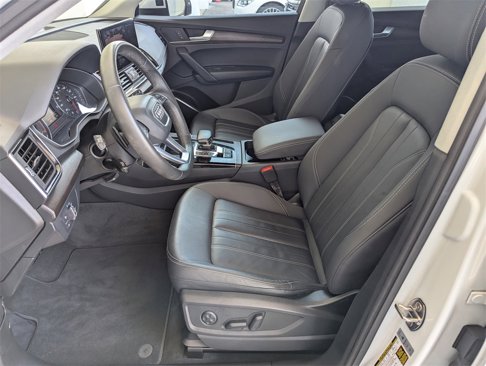 Used 2023 Audi Q5 2.0T Premium image 12