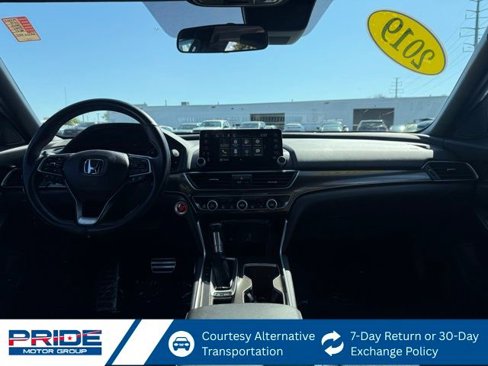 Used 2019 Honda Accord Sport image 17