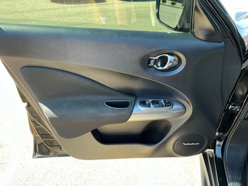 Used 2015 Nissan Juke SL image 20