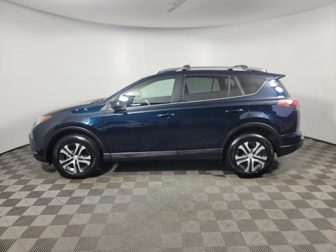 Used 2017 Toyota RAV4 LE image 11