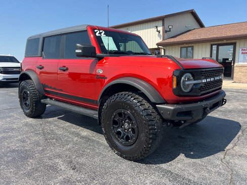 Used 2022 Ford Bronco Wildtrak image 2