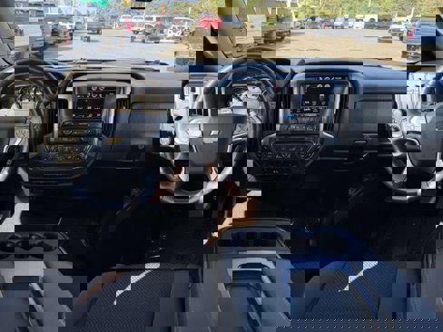 Used 2018 Chevrolet Silverado 1500 LT w/ All Star Edition image 13