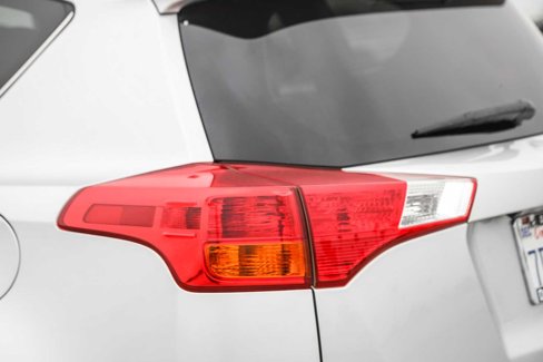 Used 2013 Toyota RAV4 Limited image 8