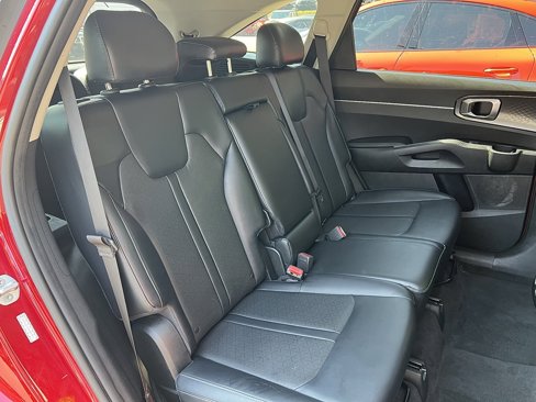 Used 2021 Kia Sorento S w/ Panoramic Sunroof Package image 34
