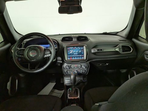 Used 2021 Jeep Renegade Latitude w/ Convenience Group image 14