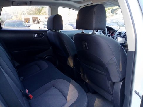 Used 2013 Nissan Rogue SV w/ Premium Pkg image 14