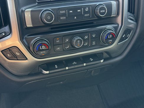 Used 2015 Chevrolet Silverado 2500 LT w/ LT Convenience Package image 22