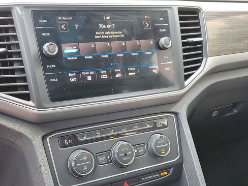 Used 2019 Volkswagen Atlas SE w/ Panoramic Sunroof Package image 14