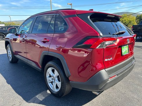 Used 2019 Toyota RAV4 XLE image 7