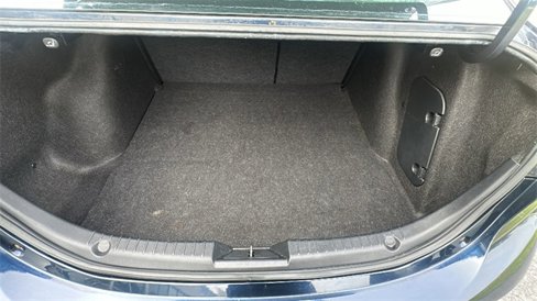 Used 2015 MAZDA MAZDA3 i Grand Touring image 35