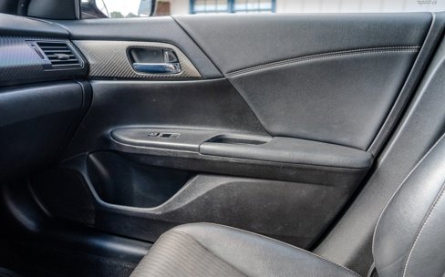 Used 2017 Honda Accord Sport image 22