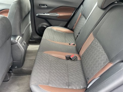Certified 2024 Nissan Kicks SR image 17