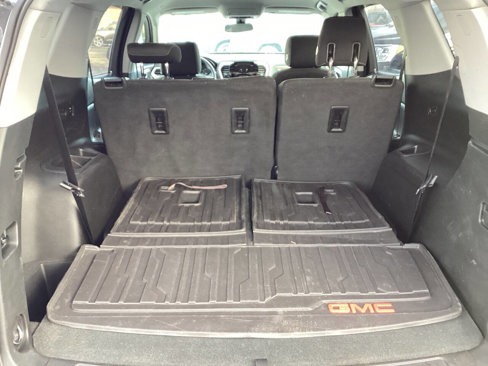 Used 2018 GMC Acadia SLE w/ LPO, Cargo Package image 17
