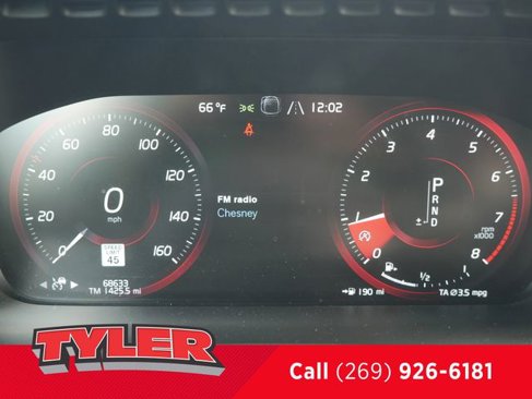 Used 2018 Volvo XC90 T6 Momentum w/ Convenience Package image 47