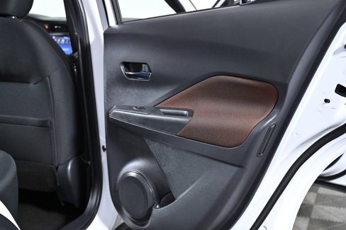 Used 2023 Nissan Kicks SR image 26