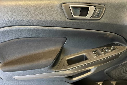 Used 2020 Ford EcoSport SE image 12