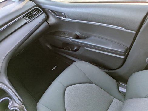 Used 2022 Toyota Camry LE image 15