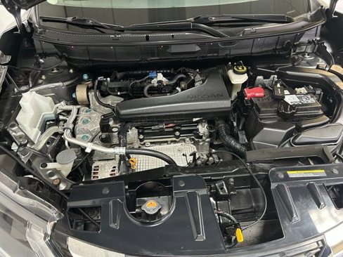 Used 2019 Nissan Rogue S image 12