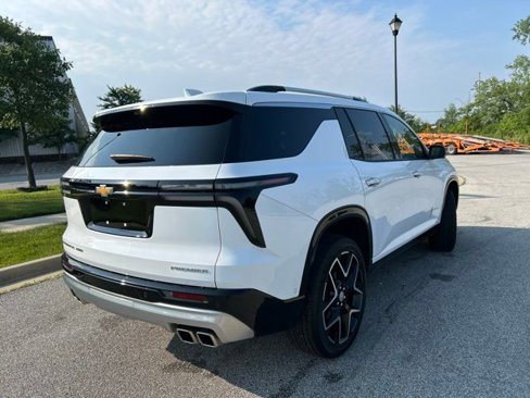 Used 2024 Chevrolet Traverse RS image 5