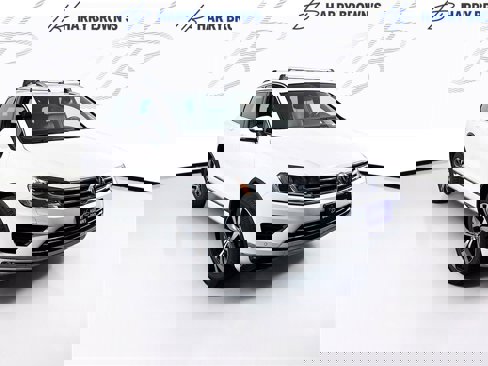 Used 2017 Volkswagen Touareg Wolfsburg Edition image 25