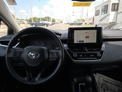 Used 2023 Toyota Corolla LE w/ LE Convenience Package image 11