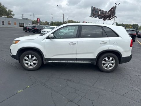 Used 2012 Kia Sorento LX image 5