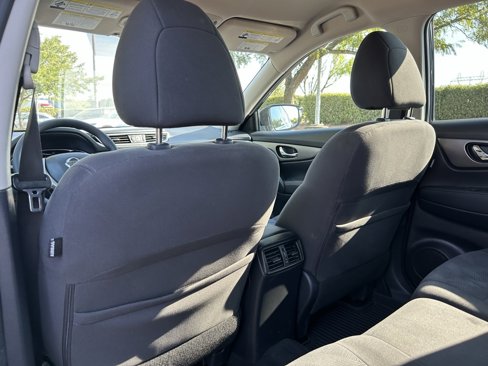 Used 2016 Nissan Rogue S w/ Appearance Package image 21