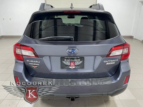 Used 2017 Subaru Outback 2.5i Premium image 5