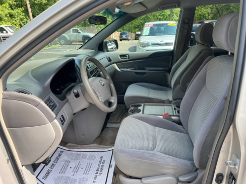 Used 2006 Toyota Sienna LE image 9