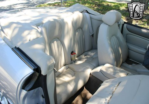 Used 2002 Jaguar XK8 Convertible image 26