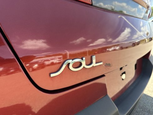 Used 2020 Kia Soul S image 5