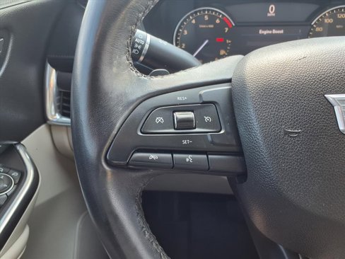 Used 2019 Cadillac XT4 Luxury image 11