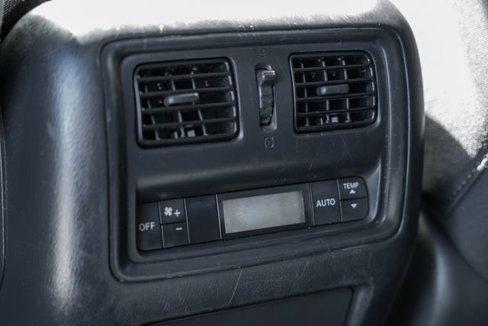 Used 2017 Nissan Pathfinder S image 32