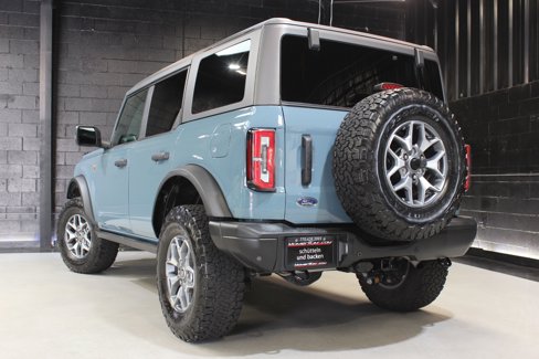 Used 2021 Ford Bronco Badlands image 19