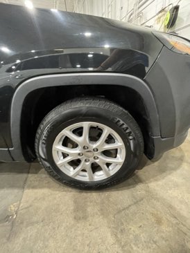 Used 2016 Jeep Cherokee Latitude image 7