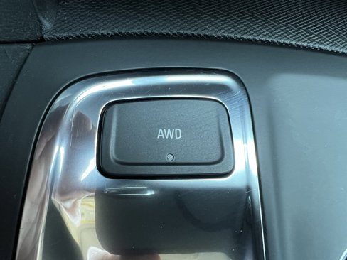 Used 2024 Chevrolet Equinox LS w/ LS Convenience Package image 40
