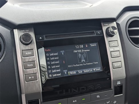 Used 2018 Toyota Tundra SR image 19