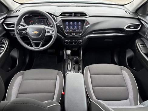Used 2023 Chevrolet TrailBlazer LT w/ Convenience Package image 10
