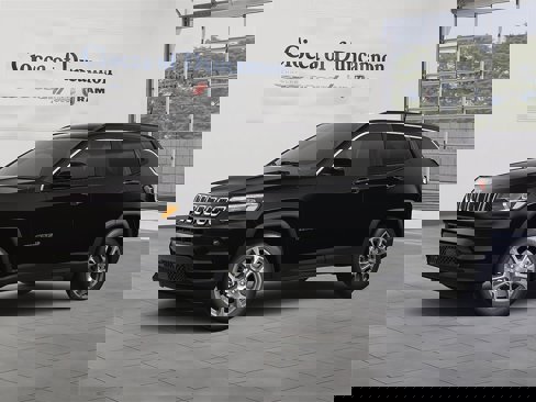 New 2024 Jeep Compass Latitude w/ Sun and Sound Group image 2