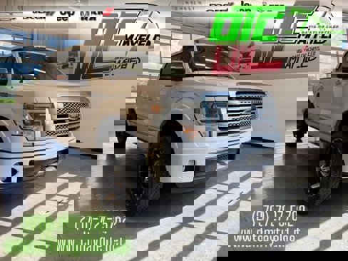 Used 2013 Ford F150 Platinum image 1